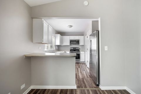 Tiny photo for 2666 Prairieview Lane, Aurora, IL 60502 (MLS # 12630416)