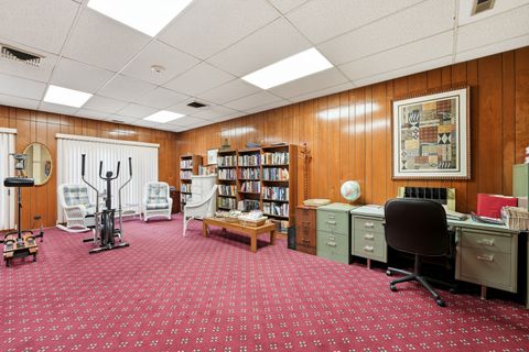 Tiny photo for 75 6th Avenue #304, La Grange, IL 60525 (MLS # 12643385)