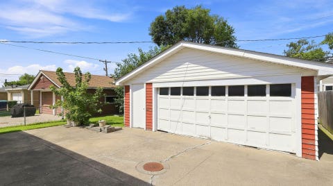 Tiny photo for 2844 W 99th Street, Evergreen Park, IL 60805 (MLS # 12740463)