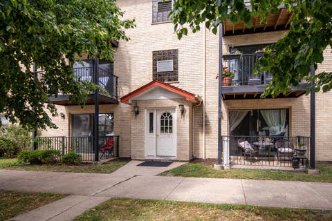 Photo of 7500 W Addison Street #1-S, Chicago, IL 60634 (MLS # 12712229)