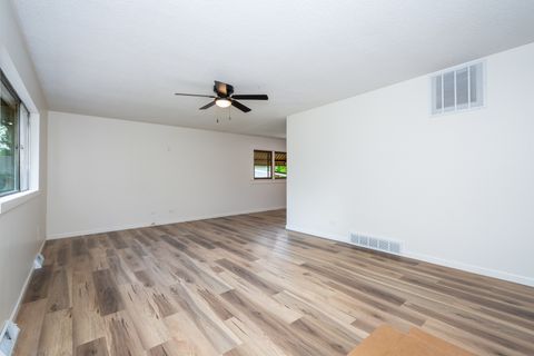 Tiny photo for 28671 N Harrison Avenue, Wauconda, IL 60084 (MLS # 12665778)
