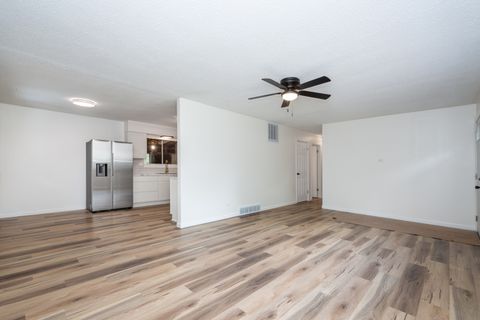 Tiny photo for 28671 N Harrison Avenue, Wauconda, IL 60084 (MLS # 12665778)