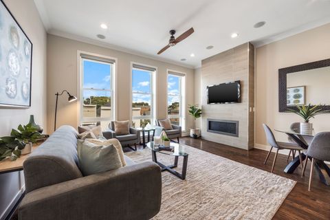 Tiny photo for 3035 W Belmont Avenue #3E, Chicago, IL 60618 (MLS # 12488823)