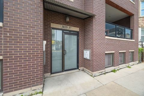 Tiny photo for 3035 W Belmont Avenue #3E, Chicago, IL 60618 (MLS # 12488823)