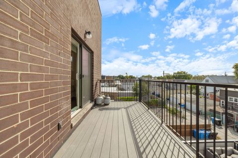 Tiny photo for 3035 W Belmont Avenue #3E, Chicago, IL 60618 (MLS # 12488823)
