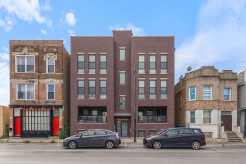 Photo of 3035 W Belmont Avenue #3E, Chicago, IL 60618 (MLS # 12488823)