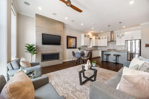 Tiny photo for 3035 W Belmont Avenue #3E, Chicago, IL 60618 (MLS # 12488823)
