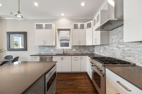 Tiny photo for 3035 W Belmont Avenue #3E, Chicago, IL 60618 (MLS # 12488823)