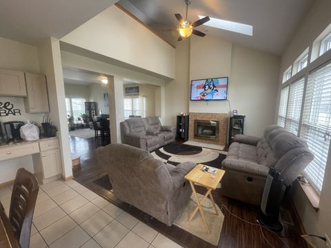 Tiny photo for 20414 GLEN VISTA Lane, Crest Hill, IL 60403 (MLS # 12626166)