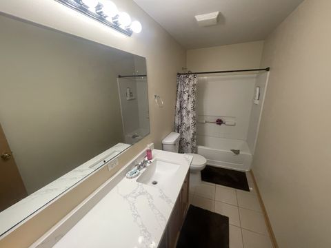 Tiny photo for 20414 GLEN VISTA Lane, Crest Hill, IL 60403 (MLS # 12626166)