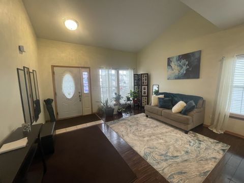 Tiny photo for 20414 GLEN VISTA Lane, Crest Hill, IL 60403 (MLS # 12626166)