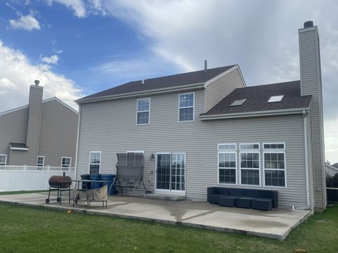 Tiny photo for 20414 GLEN VISTA Lane, Crest Hill, IL 60403 (MLS # 12626166)