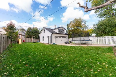 Tiny photo for 190 S Grace Street, Lombard, IL 60148 (MLS # 12518260)
