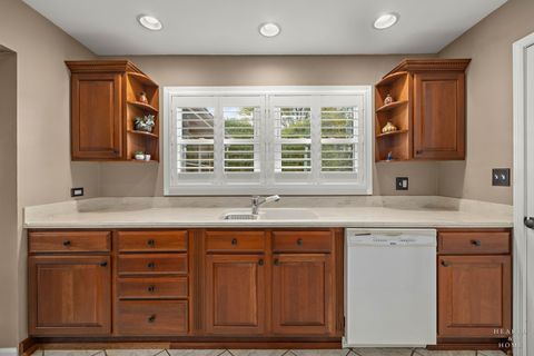 Tiny photo for 1714 PARK Drive, Schaumburg, IL 60194 (MLS # 12604409)