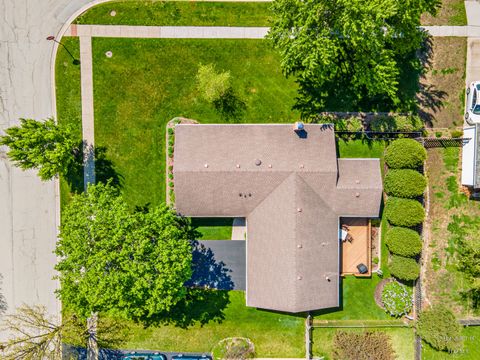 Tiny photo for 1714 PARK Drive, Schaumburg, IL 60194 (MLS # 12604409)
