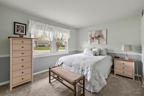 Tiny photo for 1714 PARK Drive, Schaumburg, IL 60194 (MLS # 12604409)