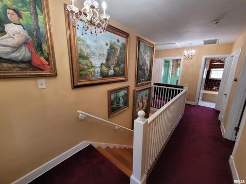 Tiny photo for 321 W Boone Street, Salem, IL 62881 (MLS # EB460090)