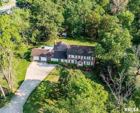 Tiny photo for 321 W Boone Street, Salem, IL 62881 (MLS # EB460090)