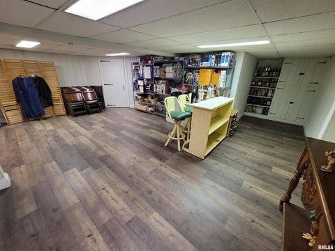 Tiny photo for 321 W Boone Street, Salem, IL 62881 (MLS # EB460090)