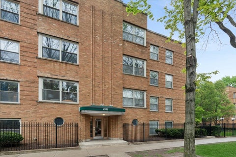 Photo of 4939 N Wolcott Avenue #1A, Chicago, IL 60640 (MLS # 12660609)