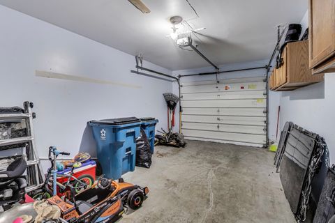 Tiny photo for 802 N Tamarac Boulevard, Addison, IL 60101 (MLS # 12487800)