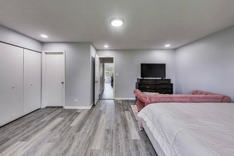 Tiny photo for 802 N Tamarac Boulevard, Addison, IL 60101 (MLS # 12487800)