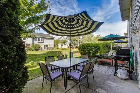 Tiny photo for 802 N Tamarac Boulevard, Addison, IL 60101 (MLS # 12487800)