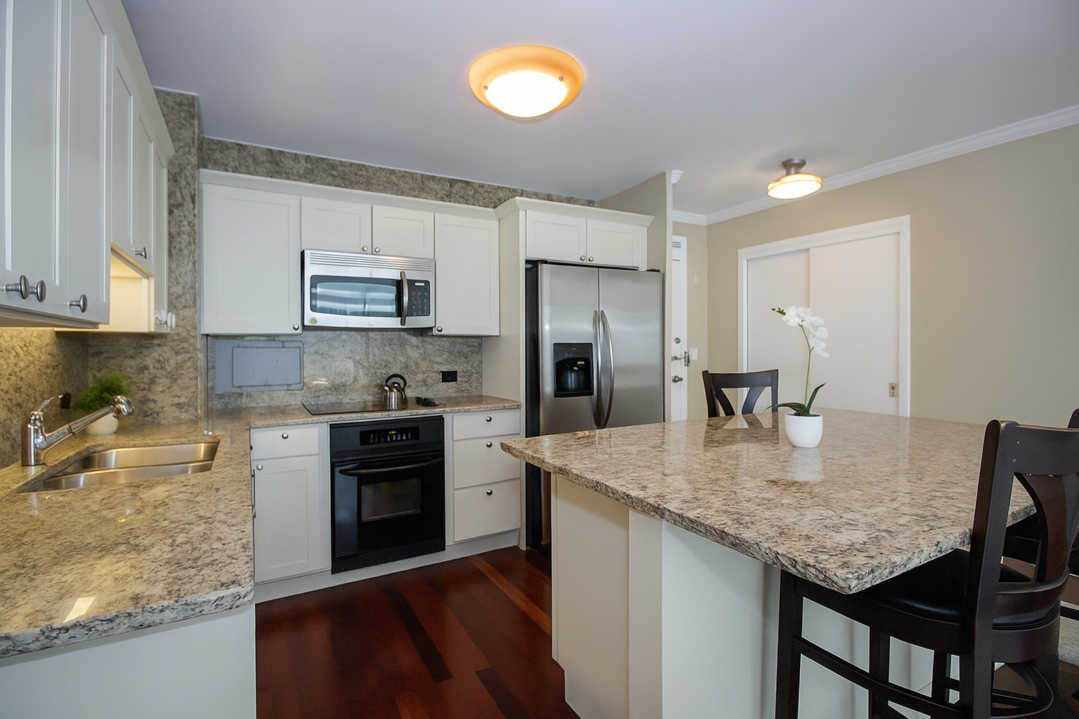 3600 N Lake Shore Drive 2307