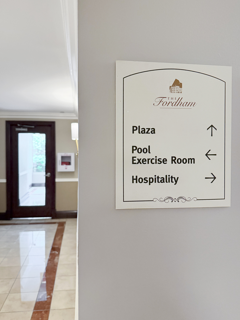 Chicago, Illinois 60611, United States, 1 Bedroom Bedrooms, ,1 BathroomBathrooms,Residential,Contingent,251106