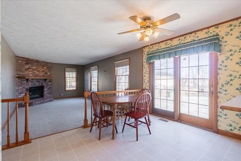 Tiny photo for 21389 N 2875 Road E, Lexington, IL 61753 (MLS # 12586179)