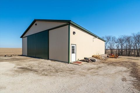 Tiny photo for 21389 N 2875 Road E, Lexington, IL 61753 (MLS # 12586179)