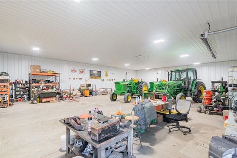Tiny photo for 21389 N 2875 Road E, Lexington, IL 61753 (MLS # 12586179)