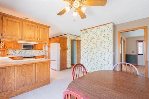 Tiny photo for 21389 N 2875 Road E, Lexington, IL 61753 (MLS # 12586179)