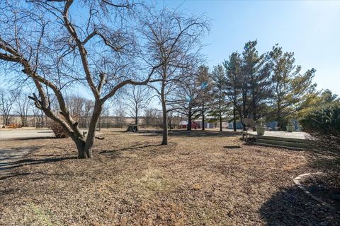 Tiny photo for 21389 N 2875 Road E, Lexington, IL 61753 (MLS # 12586179)