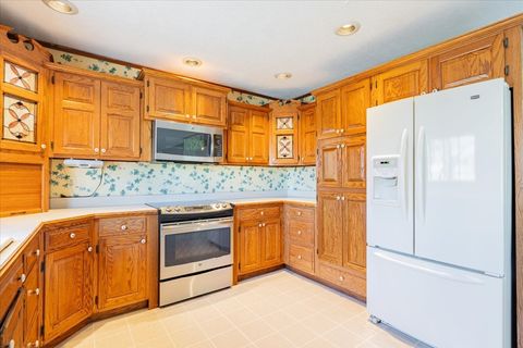 Tiny photo for 21389 N 2875 Road E, Lexington, IL 61753 (MLS # 12586179)
