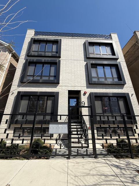 719 N Elizabeth Street 1N Chicago IL 60642