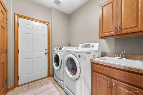 Tiny photo for 438 Mallard Point Drive, North Aurora, IL 60542 (MLS # 12472509)