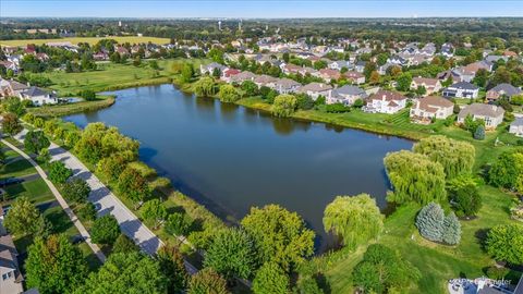 Tiny photo for 438 Mallard Point Drive, North Aurora, IL 60542 (MLS # 12472509)