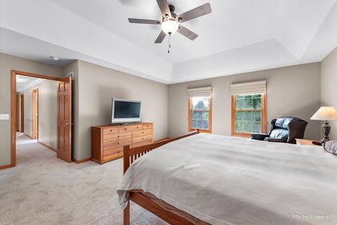 Tiny photo for 438 Mallard Point Drive, North Aurora, IL 60542 (MLS # 12472509)