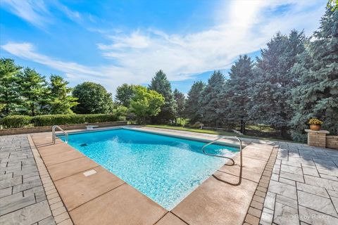 Tiny photo for 438 Mallard Point Drive, North Aurora, IL 60542 (MLS # 12472509)