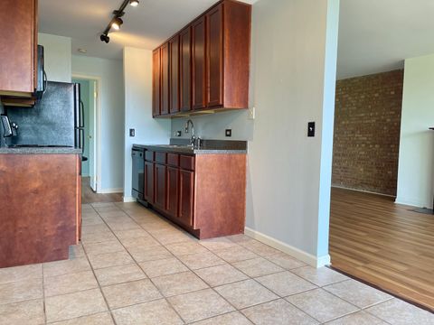 Tiny photo for 5900 Oakwood Drive #5L, Lisle, IL 60532 (MLS # 12478635)