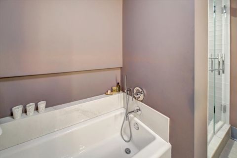 Tiny photo for 1555 N Astor Street #21W, Chicago, IL 60610 (MLS # 12585034)