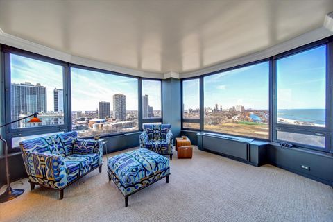 Tiny photo for 1555 N Astor Street #21W, Chicago, IL 60610 (MLS # 12585034)