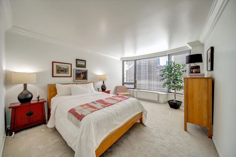 Tiny photo for 1555 N Astor Street #21W, Chicago, IL 60610 (MLS # 12585034)