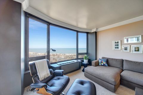 Tiny photo for 1555 N Astor Street #21W, Chicago, IL 60610 (MLS # 12585034)