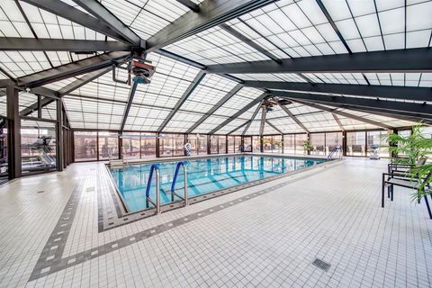 Tiny photo for 1555 N Astor Street #21W, Chicago, IL 60610 (MLS # 12585034)