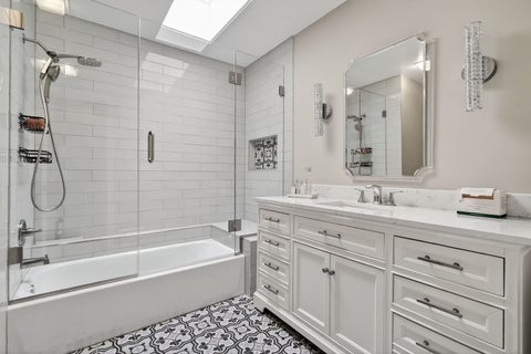 Tiny photo for 962 Shoreline Road #898, Lake Barrington, IL 60010 (MLS # 12760227)