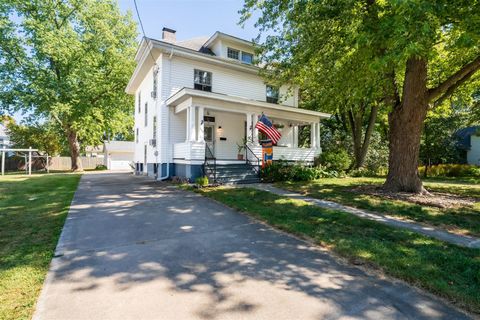 Tiny photo for 355 N Cherry Street, El Paso, IL 61738 (MLS # 12471532)