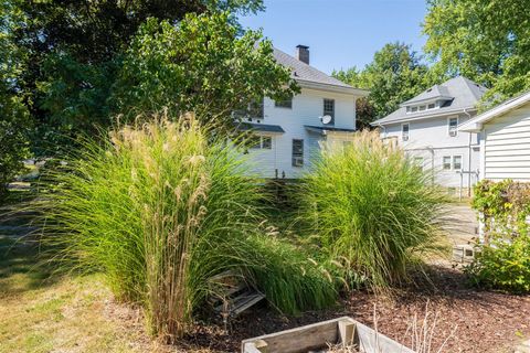 Tiny photo for 355 N Cherry Street, El Paso, IL 61738 (MLS # 12471532)