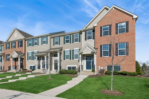 Photo of 511 Cimmaron Circle, Crystal Lake, IL 60012 (MLS # 12604336)